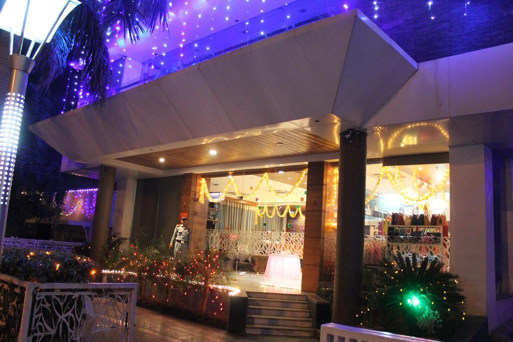 Hotel Rallentino Kota  Dış mekan fotoğraf