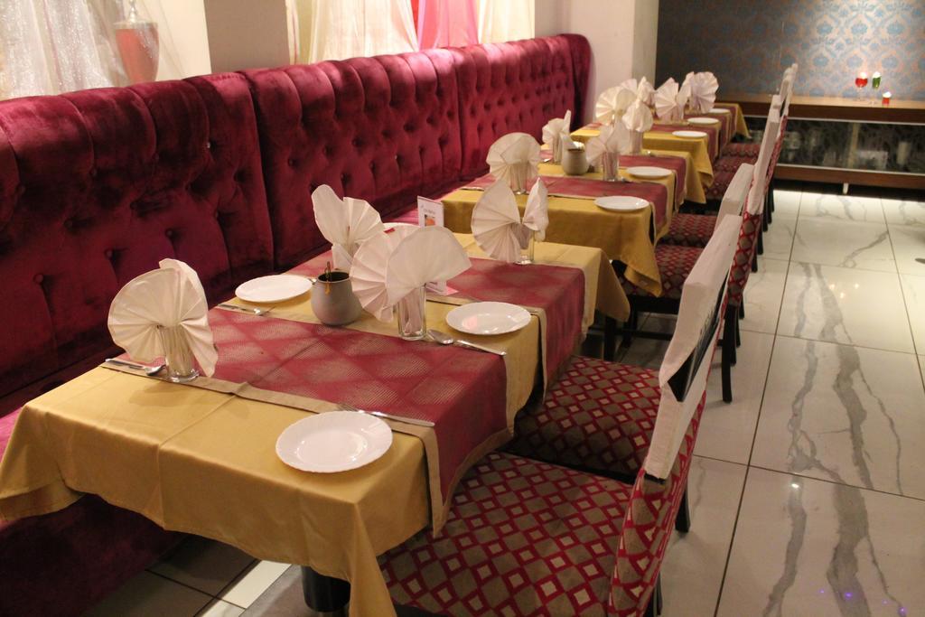 Hotel Rallentino Kota  Dış mekan fotoğraf