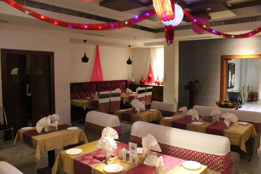 Hotel Rallentino Kota  Dış mekan fotoğraf